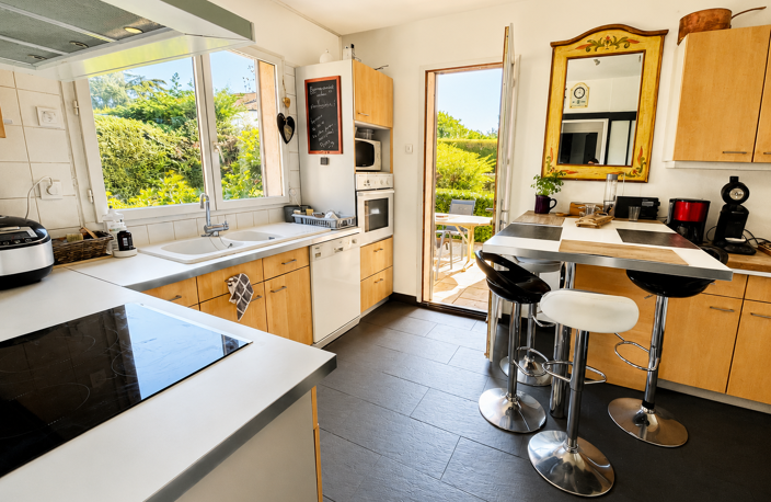 VENTE 69890 LA TOUR DE SALVAGNY MAISON 175 m2 carrez et 200 m2 utiles sur 1500 m2 DE TERRAIN, piscine — photo 4