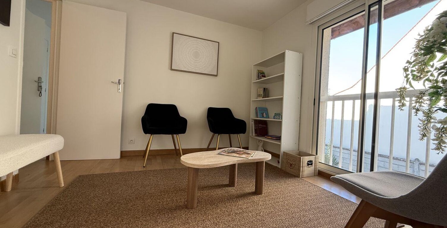 Location Bureaux 109 m&sup2; — photo 1