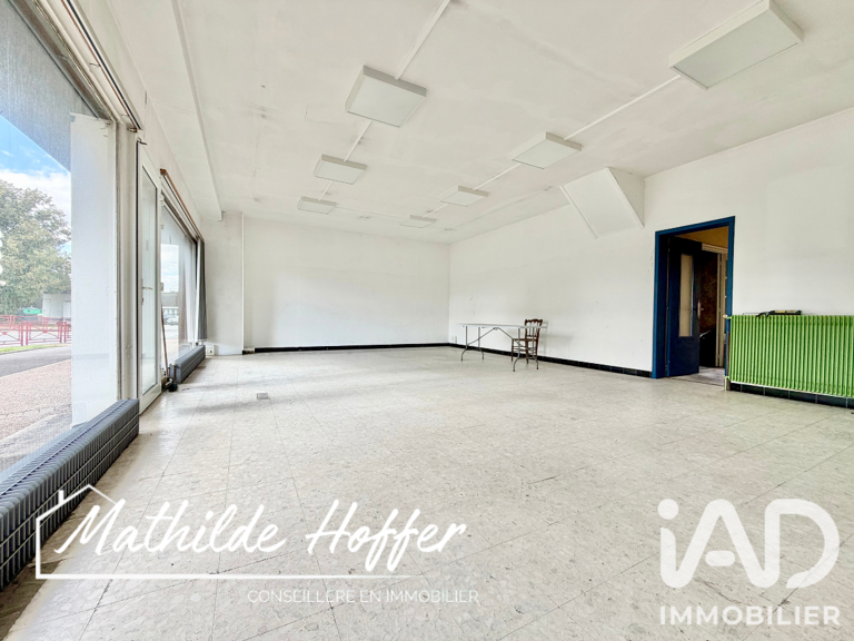 Vente Boutique/Local commercial 220 m&sup2; — photo 1