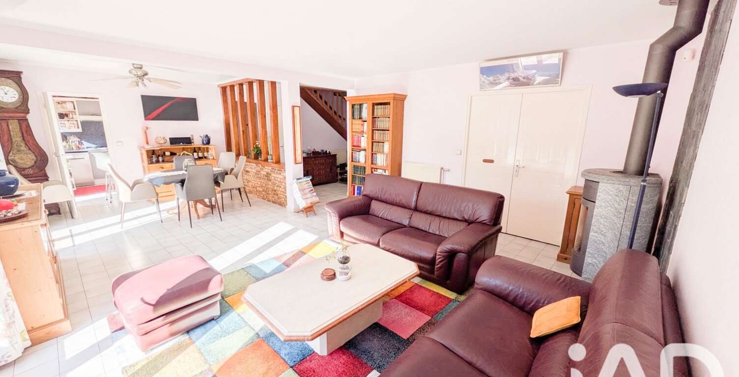 Vente Maison/villa 8 pièces — photo 1