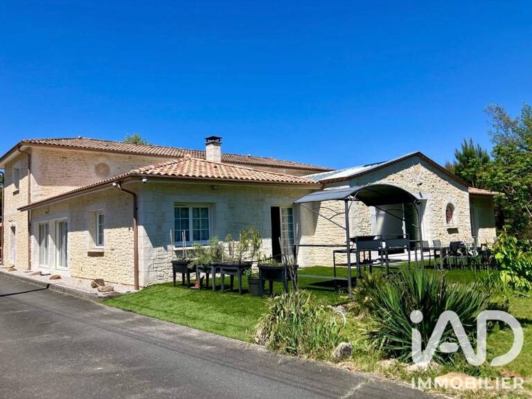 Vente Maison/villa 10 pièces — photo 1