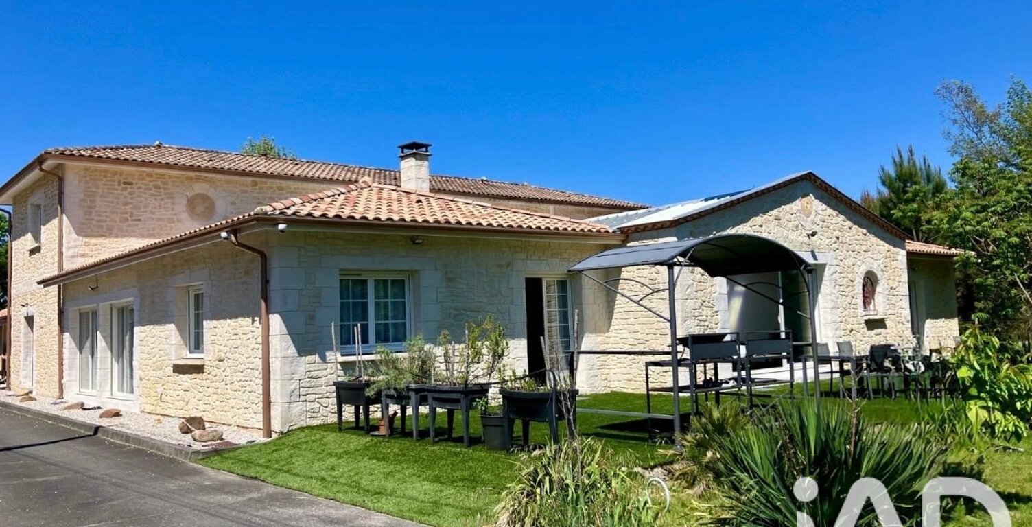 Vente Maison/villa 10 pièces — photo 1