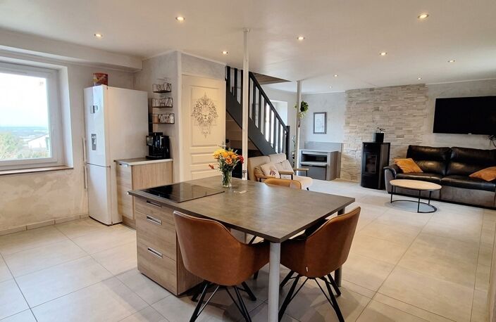 Vente Maison/villa 5 pièces — photo 2