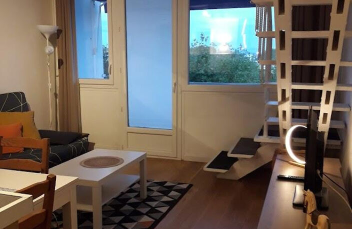 A LOUER // AVIGNON Duplex Type 2 meublé — photo 3