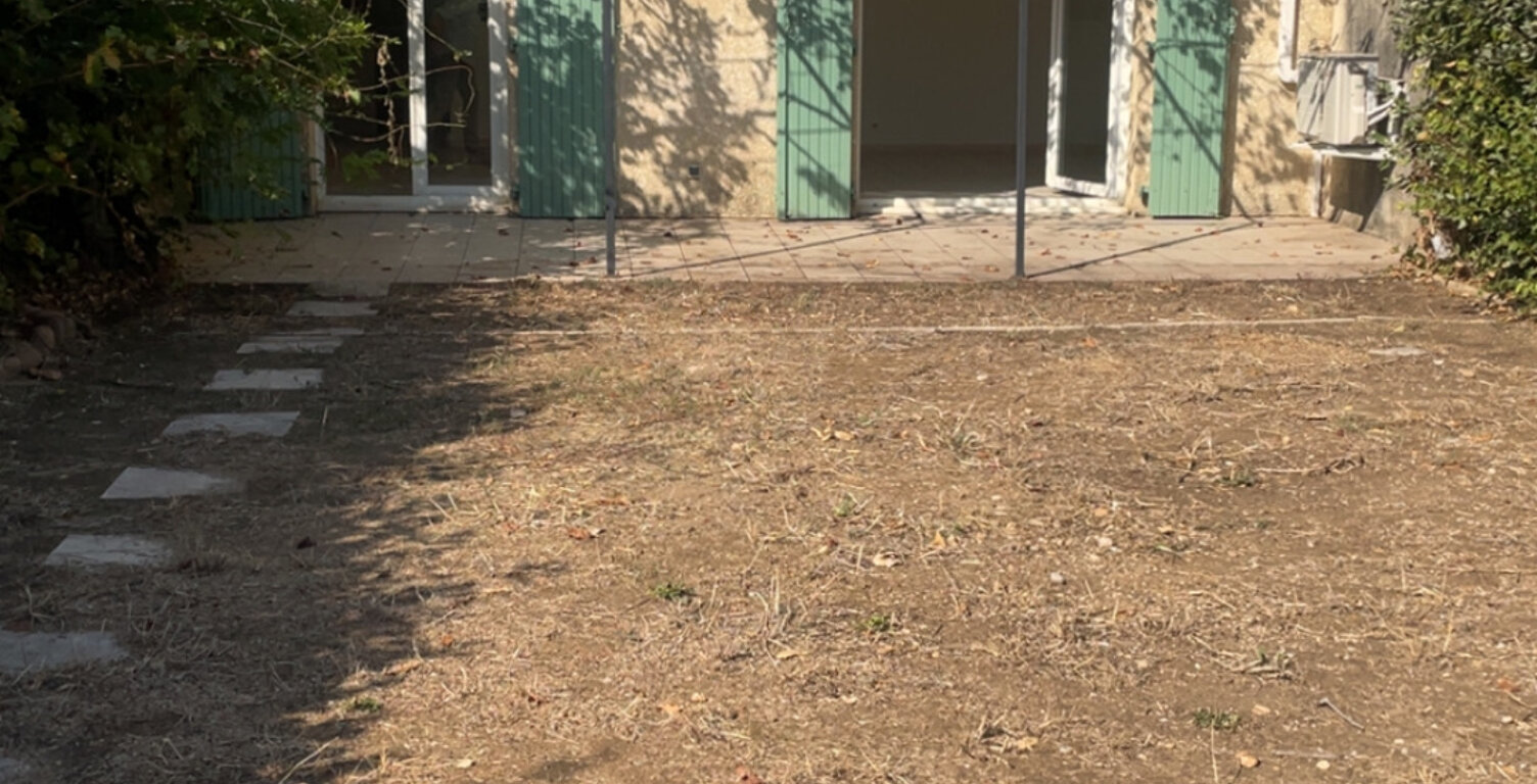 Montfavet villa en R+1 à louer — photo 1