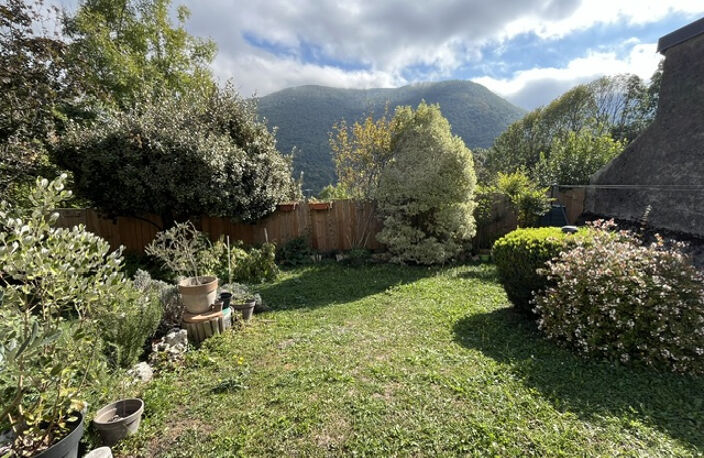 MAISON DE VILLAGE AVEC JARDIN — photo 2