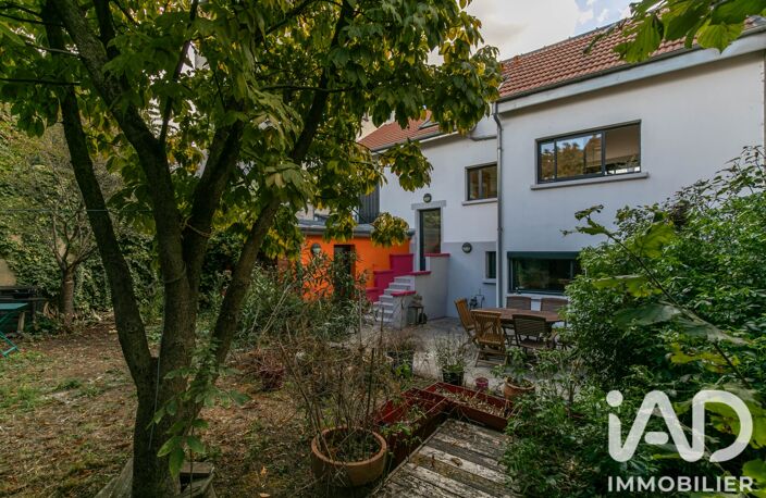 Vente Maison/villa 7 pièces — photo 2
