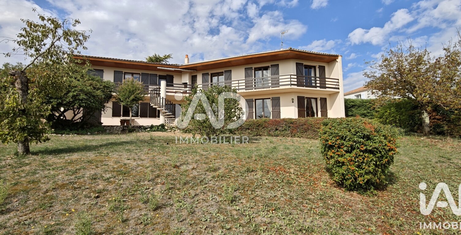 Vente Maison traditionnelle 8 pièces — photo 1