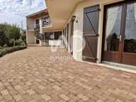 Vente Maison traditionnelle 8 pièces — photo 3
