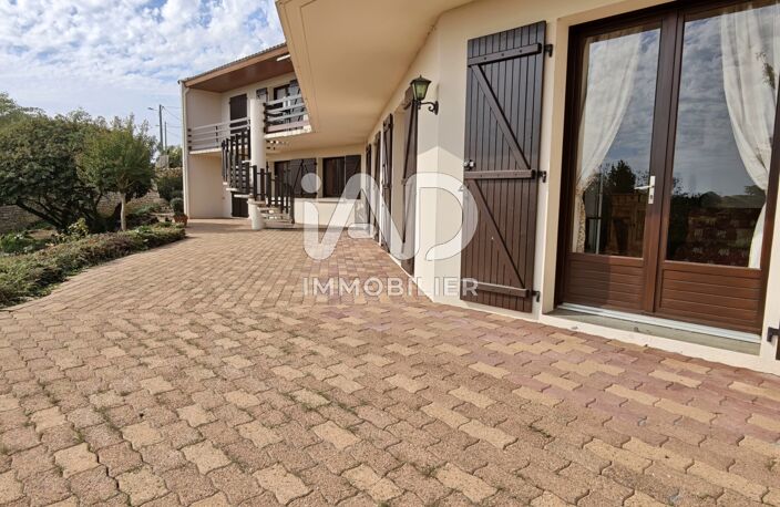 Vente Maison traditionnelle 8 pièces — photo 3