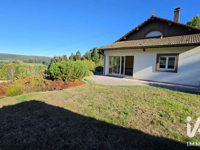 Vente Maison de campagne 8 pièces — photo du bien
