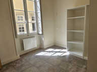 NÎMES (30000) - Rue de Bernis Superbe appartement T4 de caractère, balcon & local vélos — photo 4