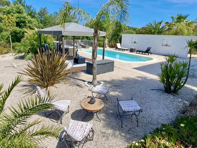 Vente Maison/villa 6 pièces — photo 1