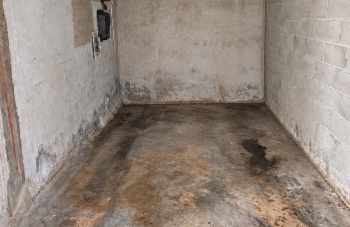 Vente Garage 13 m&sup2; — photo 2