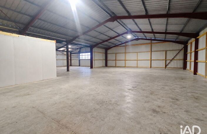 Location Local d'activités 490 m&sup2; — photo 4