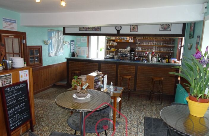 Murs et fonds de commerce Bar Restaurant.  — photo 3