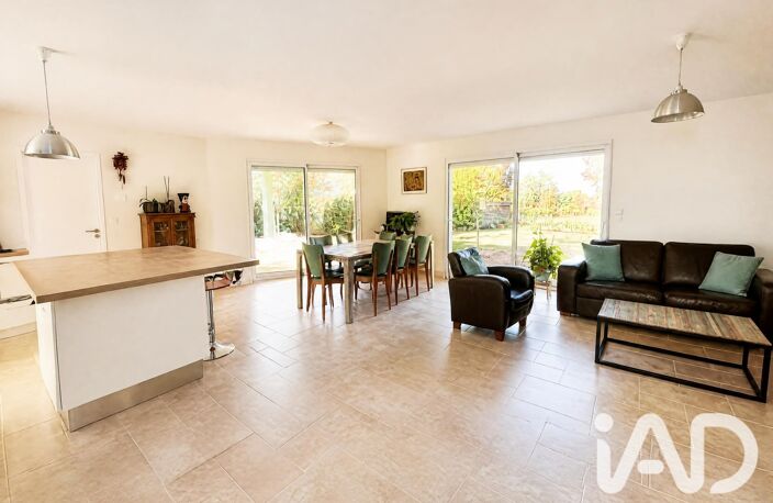 Vente Maison/villa 6 pièces — photo 2