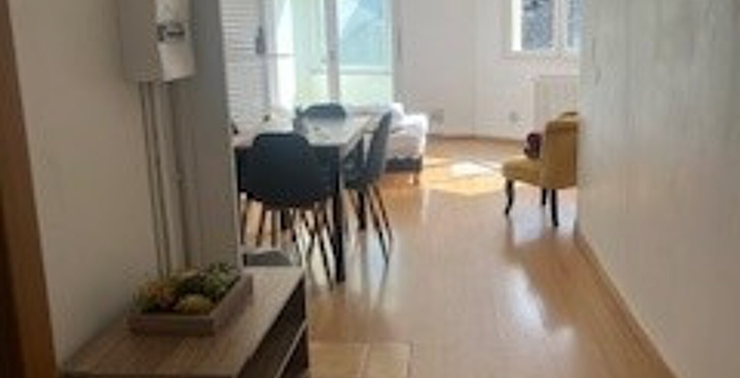 Proche centre studio meublé de 40,63 m2 au 2ème étage avec a — photo 1
