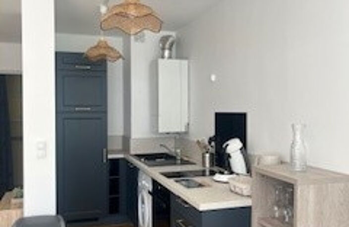 Proche centre studio meublé de 40,63 m2 au 2ème étage avec a — photo 5