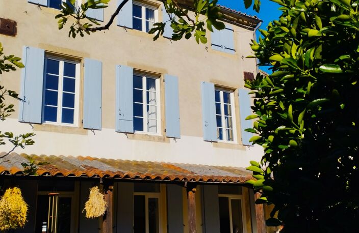 Vente Demeure 7 pièces — photo 2