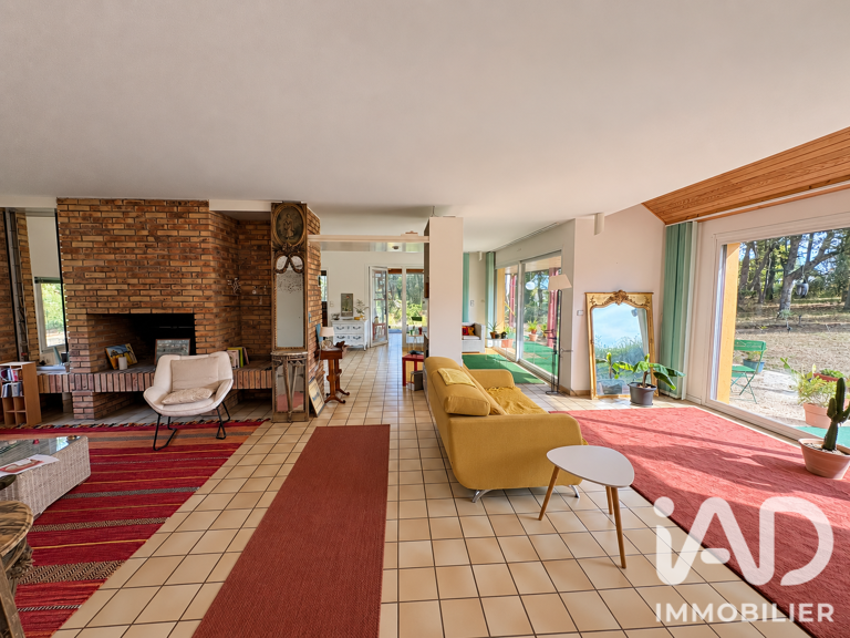 Vente Maison/villa 8 pièces — photo 1