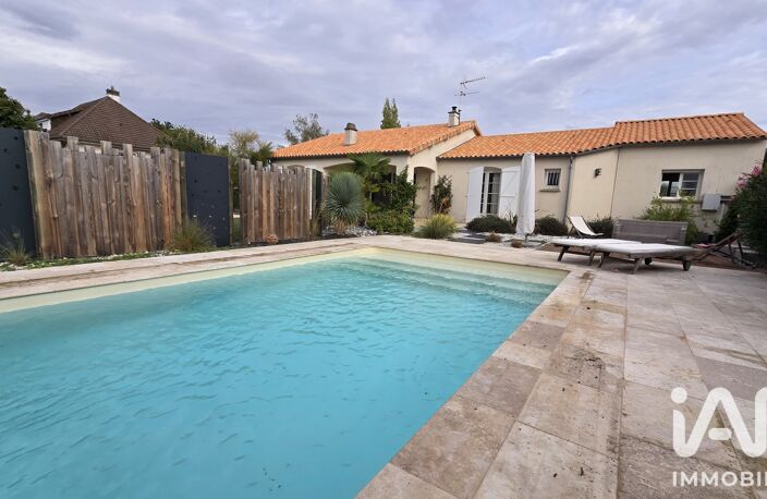 Vente Maison/villa 7 pièces — photo 2