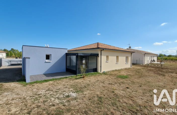 Vente Maison/villa 4 pièces — photo 2