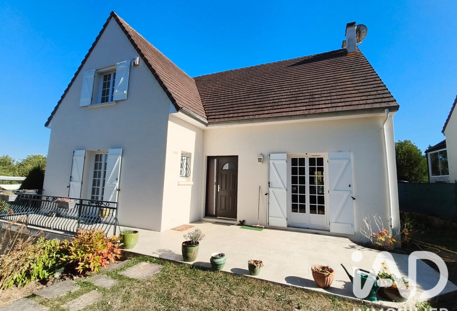 Vente Maison/villa 8 pièces — photo 1