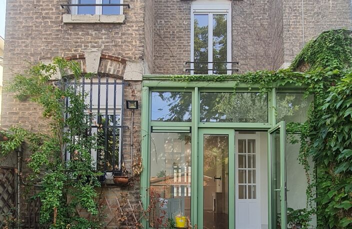 Vente Maison de ville 5 pièces — photo 2