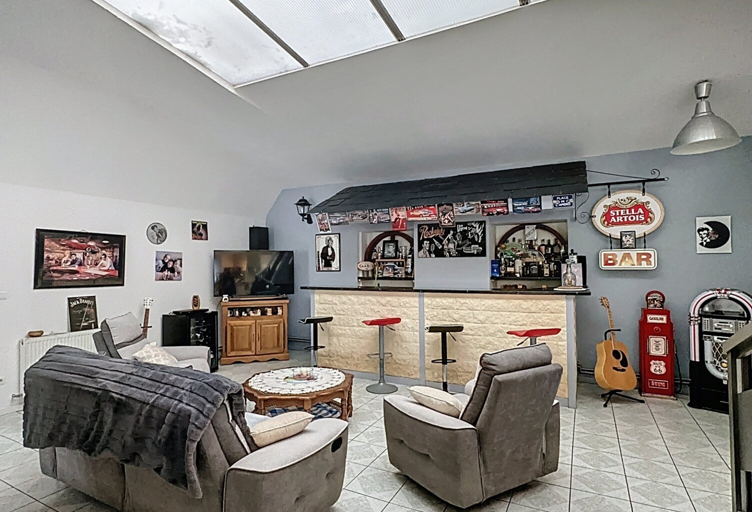 Vente Immeuble 136 m&sup2; — photo 1