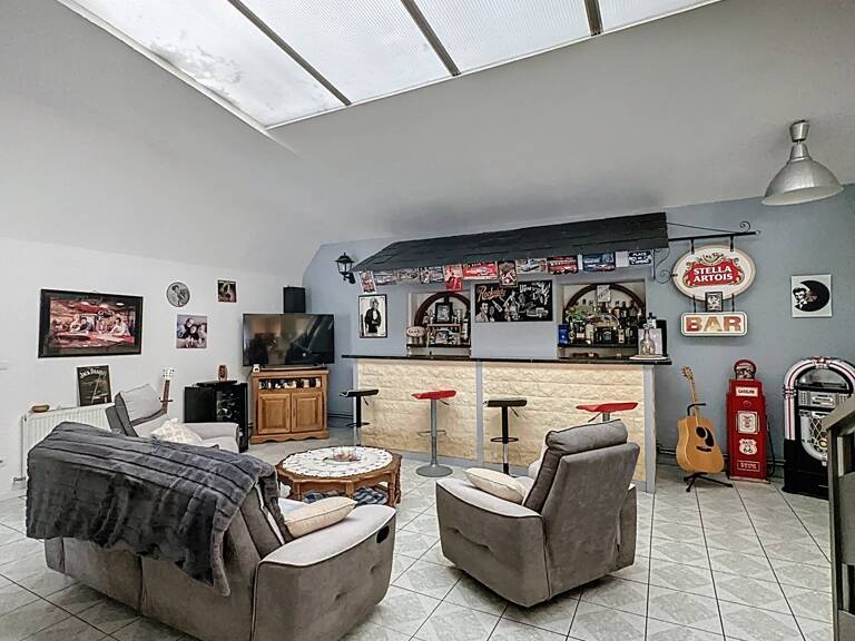 Vente Immeuble 136 m&sup2; — photo 1