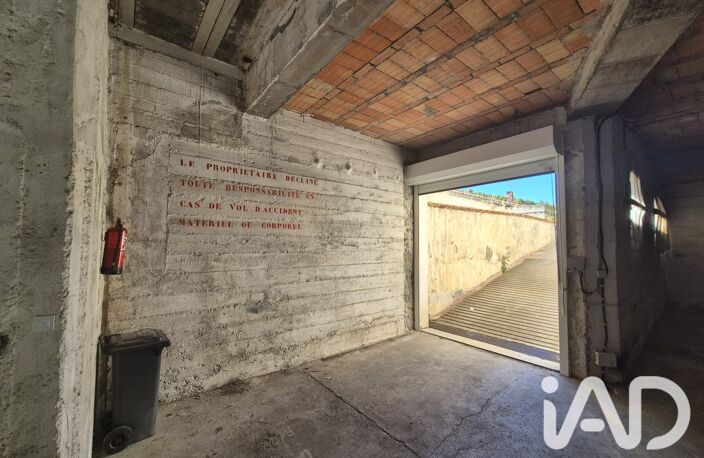 Vente Garage 255 m&sup2; — photo 3