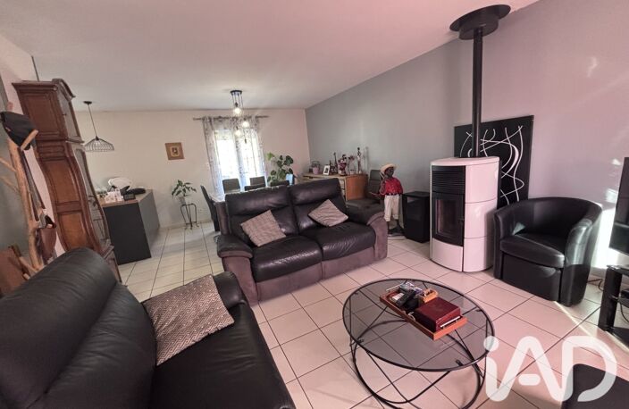 Vente Maison/villa 4 pièces — photo 2