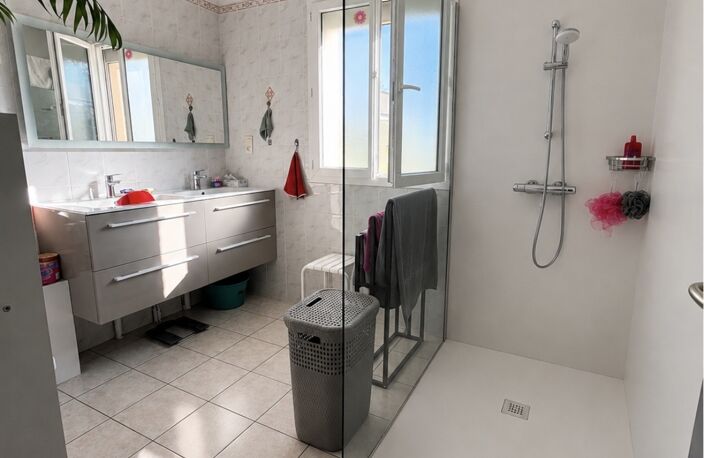 Vente Maison/villa 4 pièces — photo 3