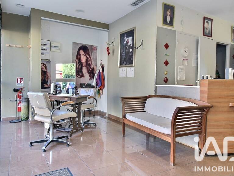Vente Boutique/Local commercial 69 m&sup2; — photo 1