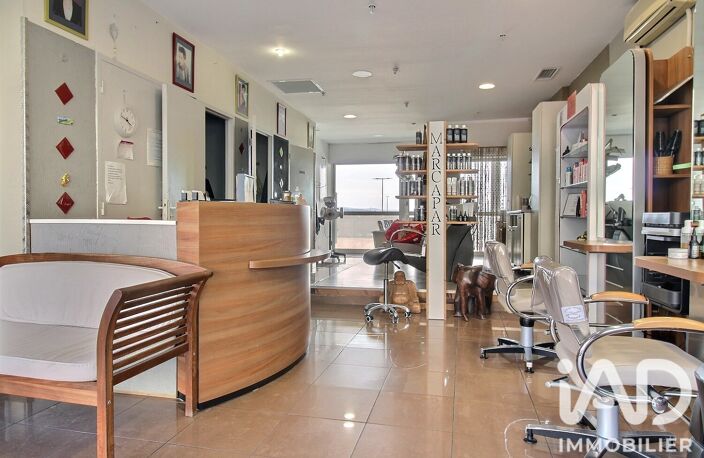 Vente Boutique/Local commercial 69 m&sup2; — photo 2