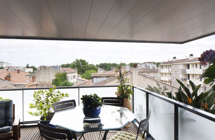 T2 DE 45M² AVEC TERRASSE DE 10M²  A COLOMBES PROCHE TRANSPORTS ET COMMERCES — photo 2