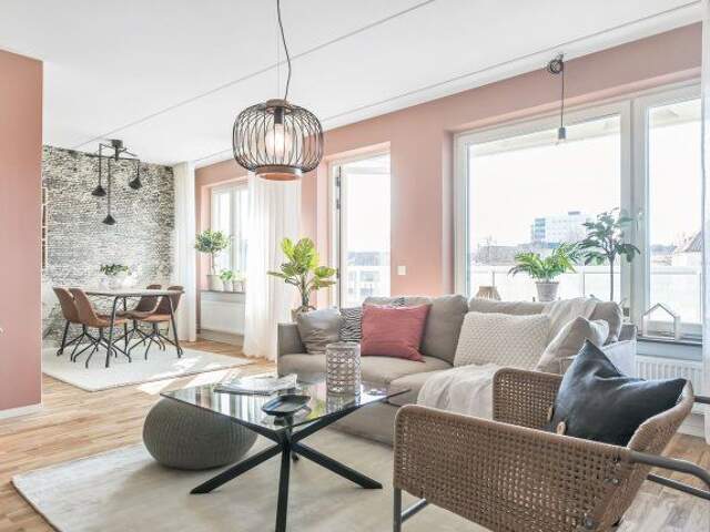 LA BARRE ORMESSON - proche gare - 4 PIECES -AVEC TERRASSE ET JARDIN PRIVATIF — photo du bien