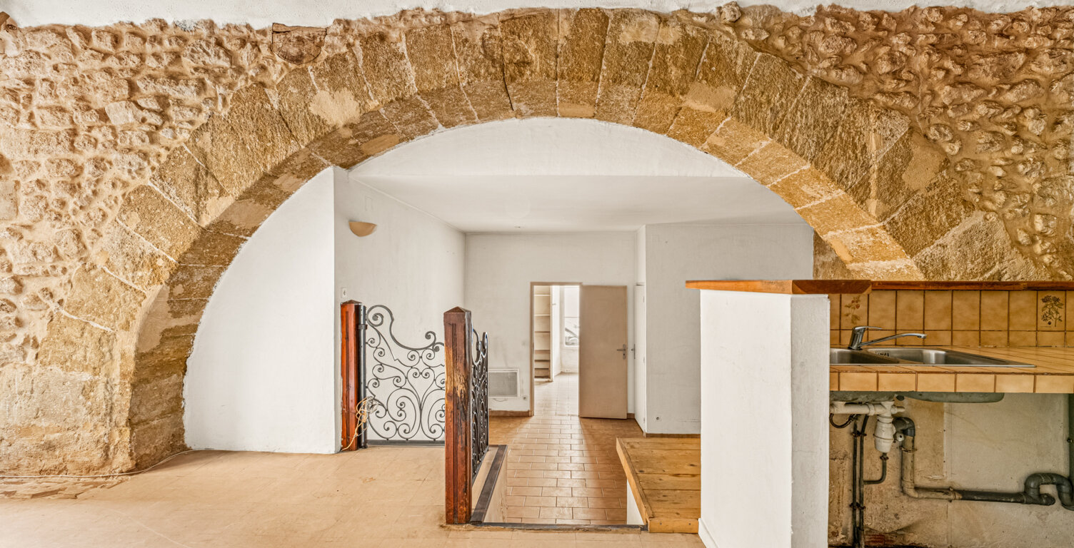 Type 2 46.50m2 - Grande cave accessible par l'appartement — photo 1
