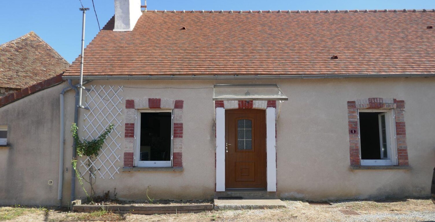 Vente maison 2 pièces 52 m² Coulonges-les-Hérolles (86290) — photo 1