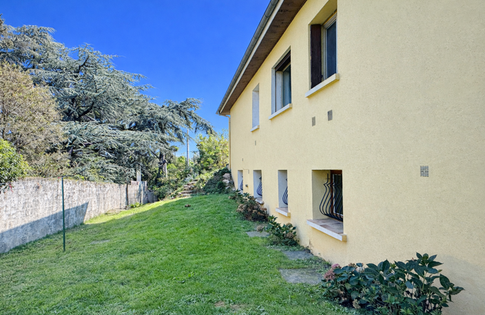 GREZIEU LA VARENNE Maison T7  à 7 min du centre — photo 2