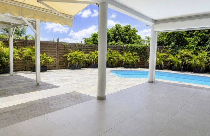 Villa mitoyenne de standing avec piscine privative — photo 2