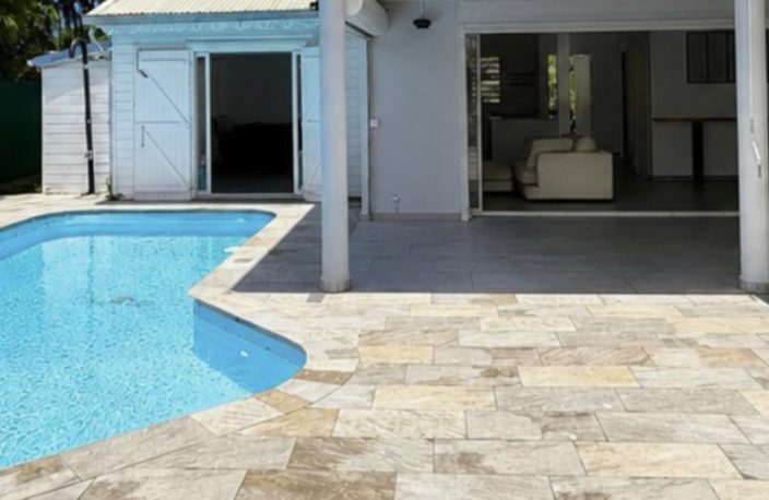 Villa mitoyenne de standing avec piscine privative — photo 4