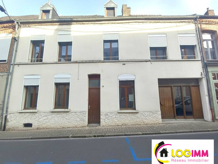 Immeuble de rapport en plein coeur de Le Quesnoy — photo 1