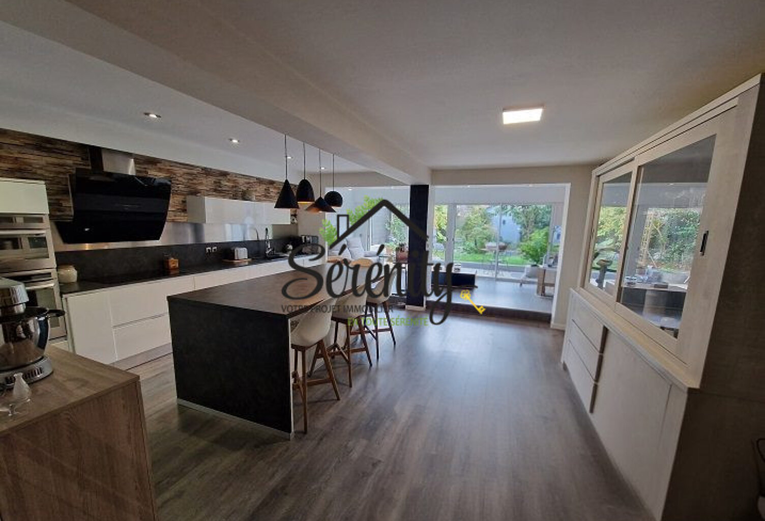 Maison, 2 chambres, jardin, garage. — photo 1