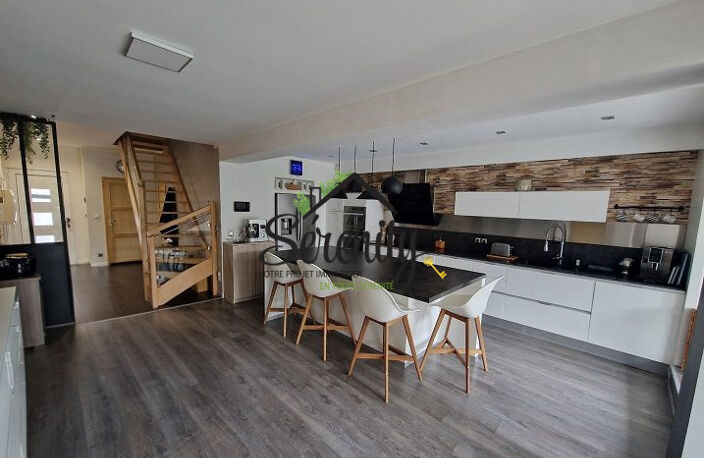 Maison, 2 chambres, jardin, garage. — photo 2