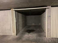 GARAGE FERME - QUARTIER SAINTE BLANDINE / CONFLUENCE — photo 2