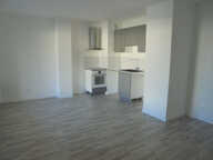 Résidence 164 CAMOINS - T2 de 41.39m² avec terrasse et box fermé en sous-sol — photo 3