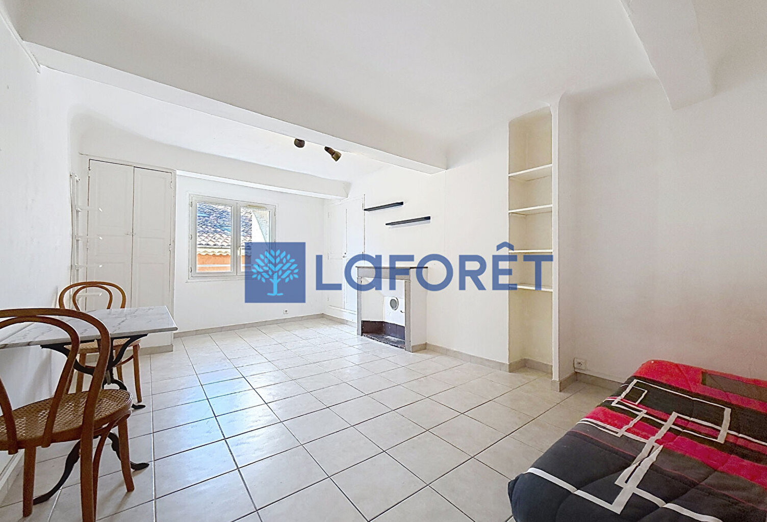 Appartement T1 à vendre à Draguignan - Idéal investisseur — photo 1