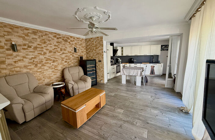 Maison Courthezon 5 pièce(s) 110 m2 — photo 2